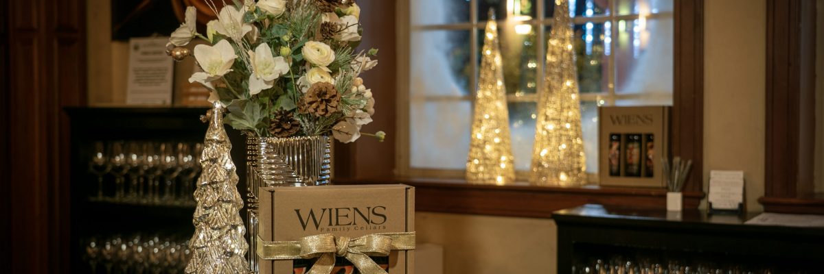 The-Ultimate-Wine-Gift-Guide-1